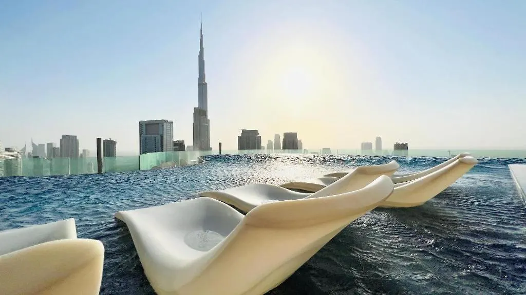 Magical Apartment With Rooftop Pool & Burj Khalifa View Dubai Emirati Arabi Uniti