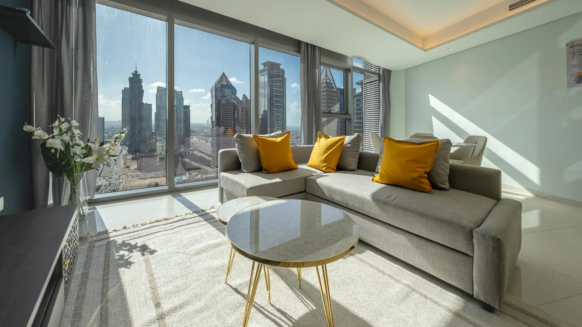 Magical Apartment With Rooftop Pool & Burj Khalifa View Dubai Emirati Arabi Uniti