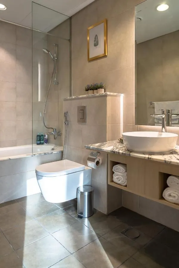 Magical Apartment With Rooftop Pool & Burj Khalifa View ドバイ