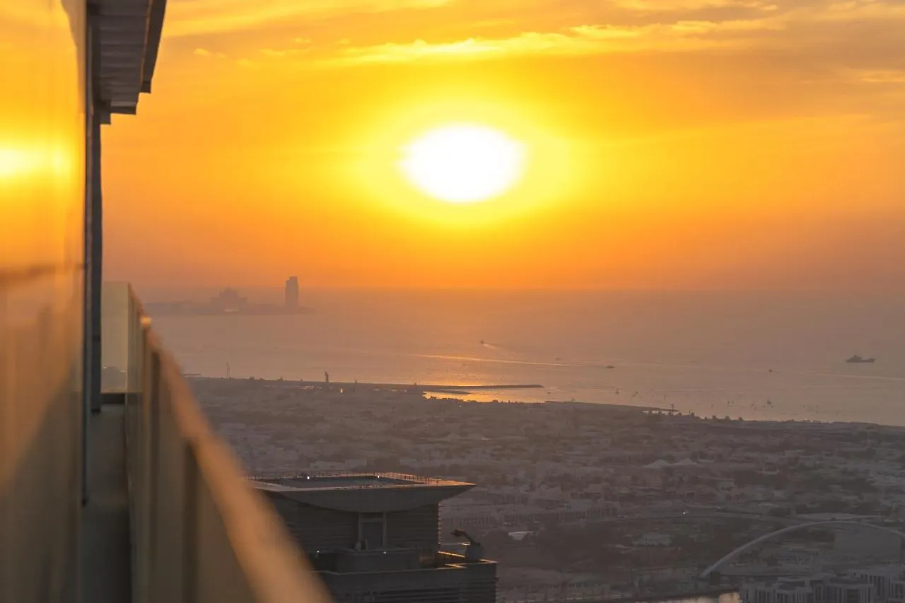 Magical Apartment With Rooftop Pool & Burj Khalifa View ドバイ