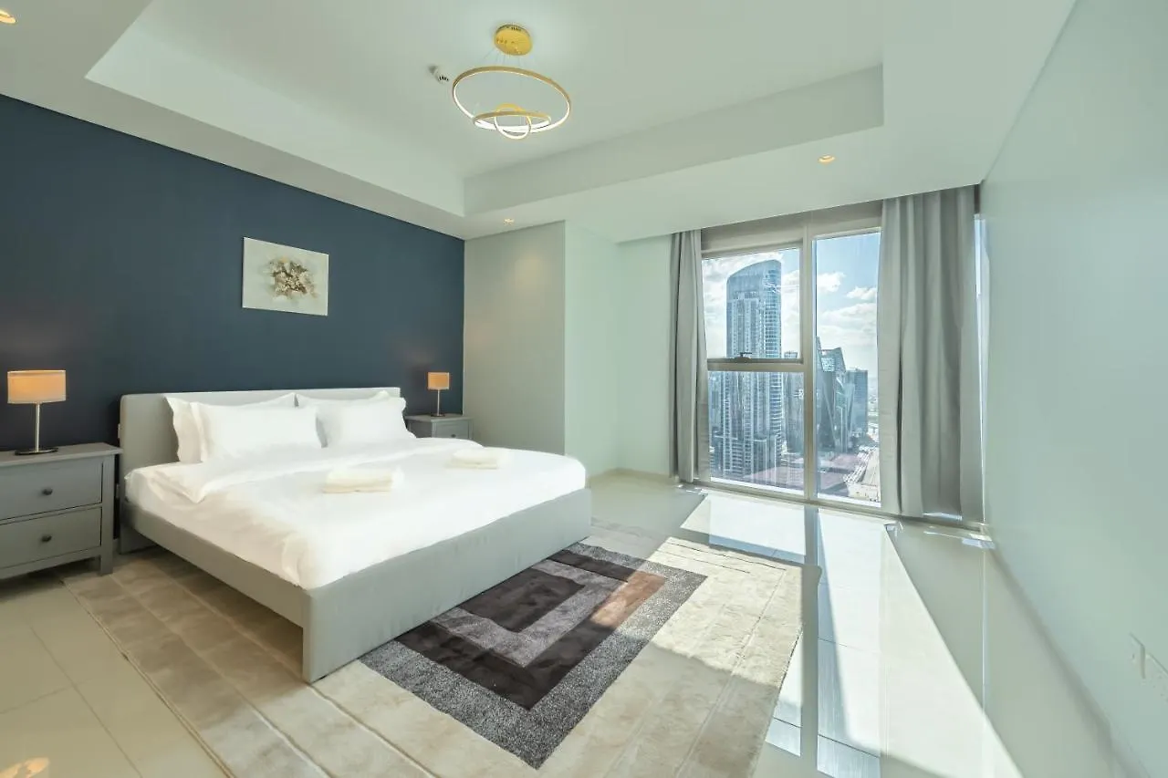 Magical Apartment With Rooftop Pool & Burj Khalifa View ドバイ